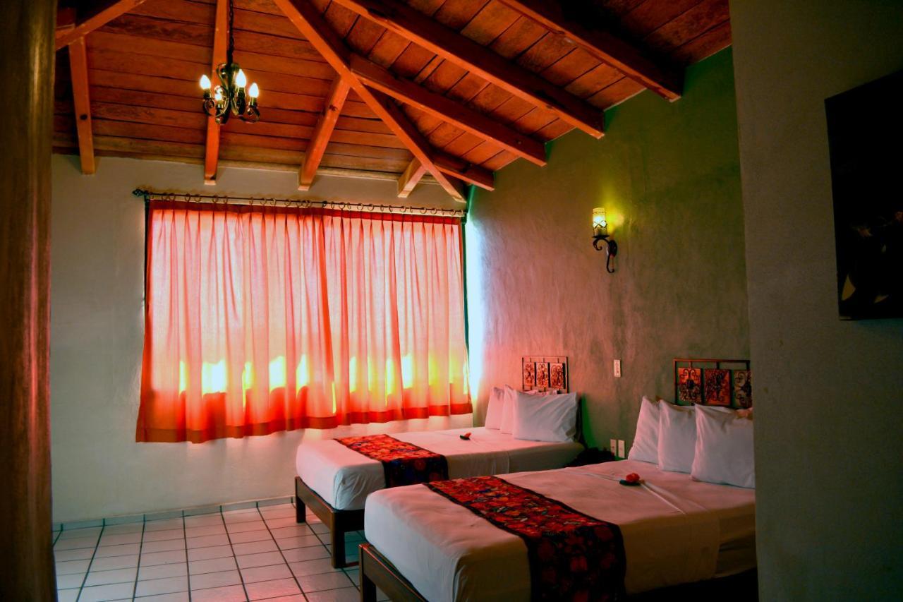Hotel Aldama Colima Exteriör bild